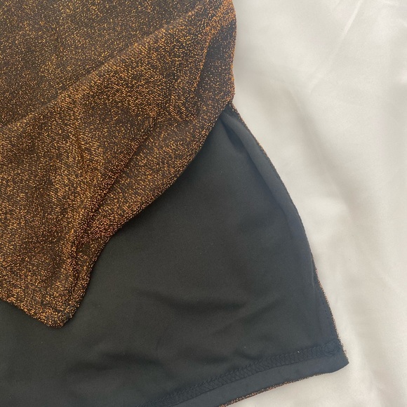 gold & black sparkle “party” mini skirt - Picture 4 of 5